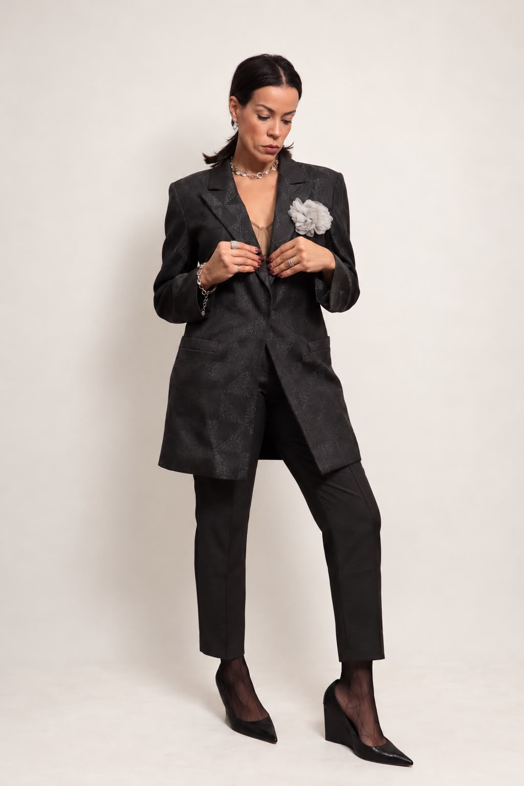 LOOK 3 — Fleur Noire - Image 2