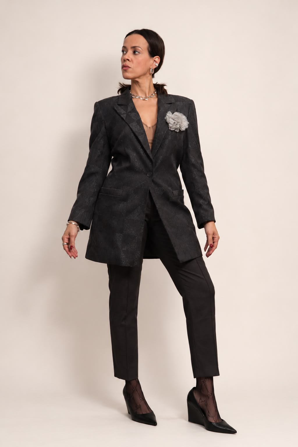 LOOK 3 — Fleur Noire - Image 4